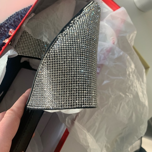 LAST PAIR 💞Black Crystal Rhinestone Pointed Flats - Picture 6 of 6